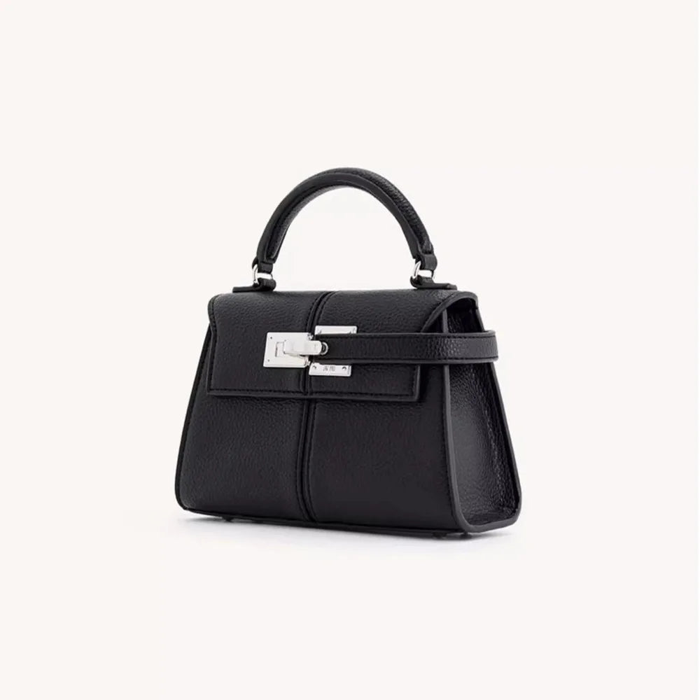 CHIC LEATHER BAG