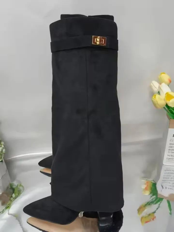 BOTTES EN DAIM POUR L’AUTOMNE