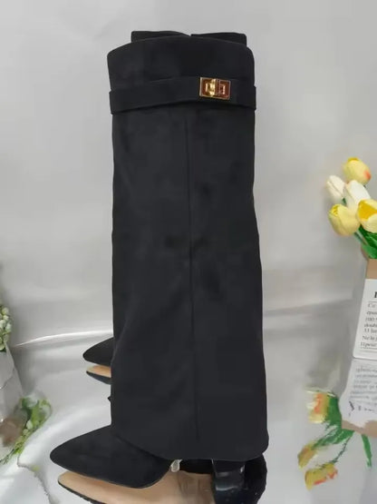 BOTTES EN DAIM POUR L’AUTOMNE