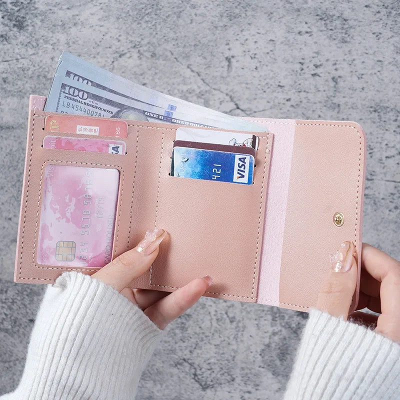 CUTE WOMEN'S SHORT WALLET