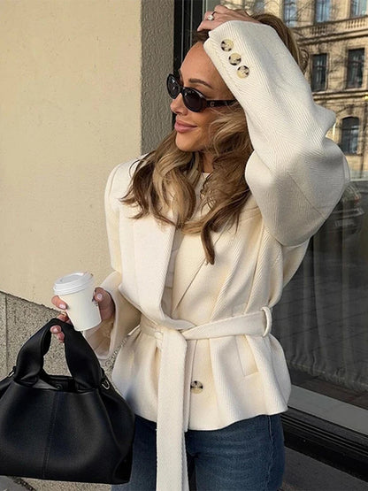 WHITE BELTED LAPEL BLAZER