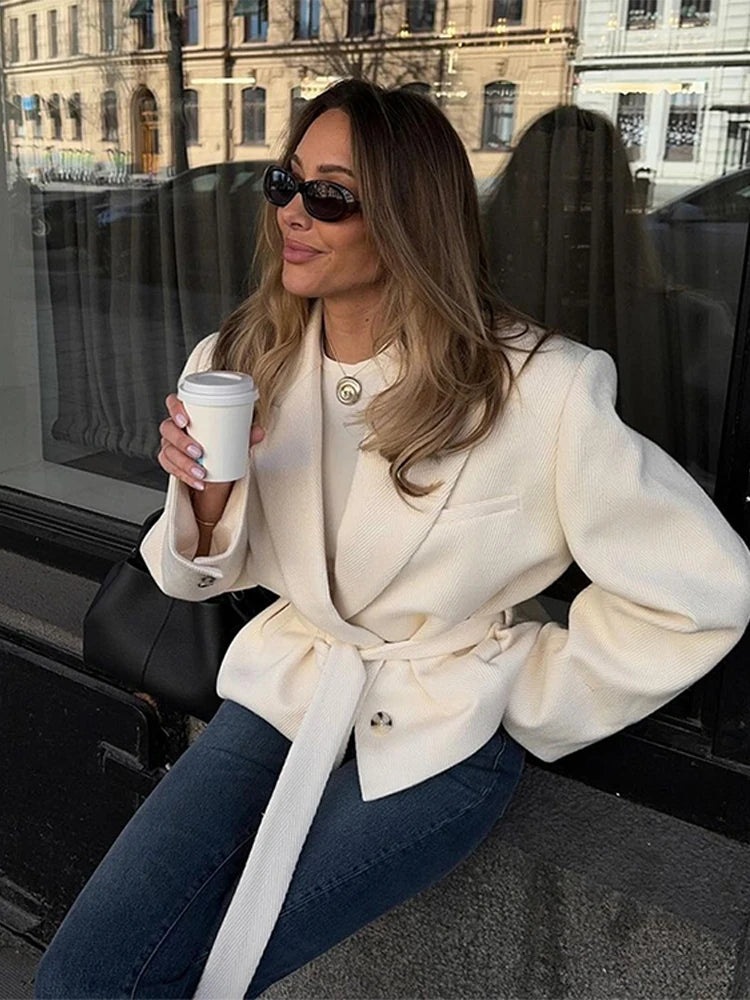 WHITE BELTED LAPEL BLAZER