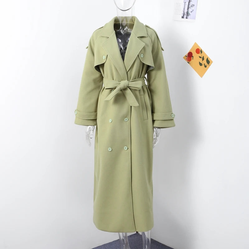 ELEGANTE CAPPOTTO LUNGO IN LANA