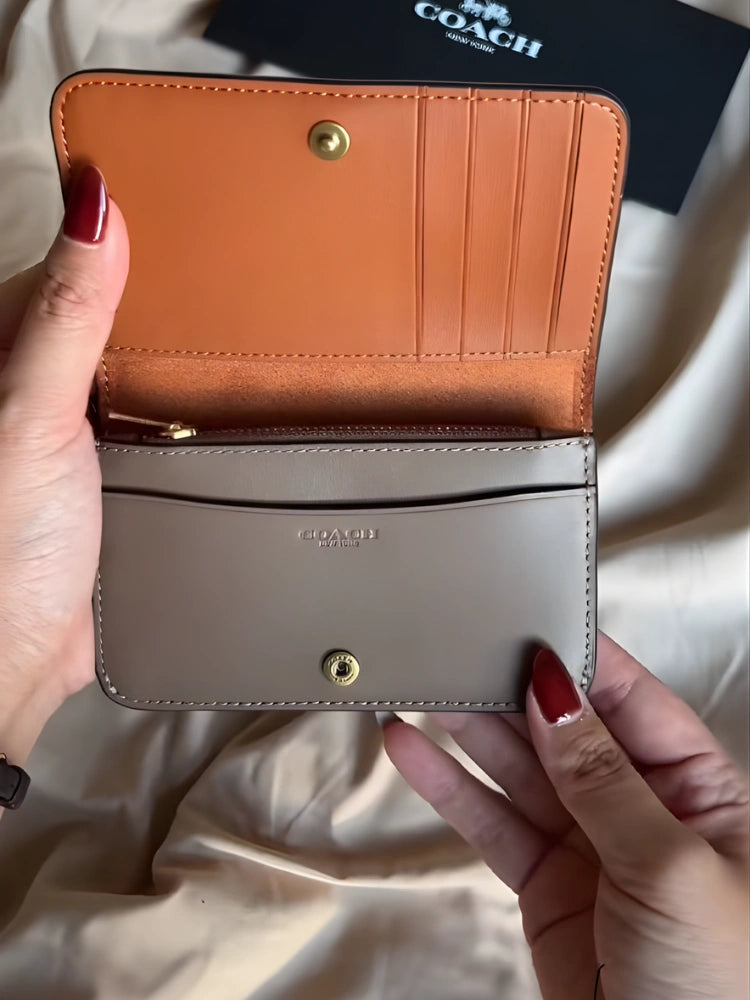 ÉTUI À CARTES ESSENTIEL SLIM