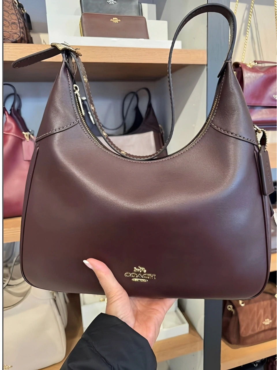 ELLA SHOULDER BAG